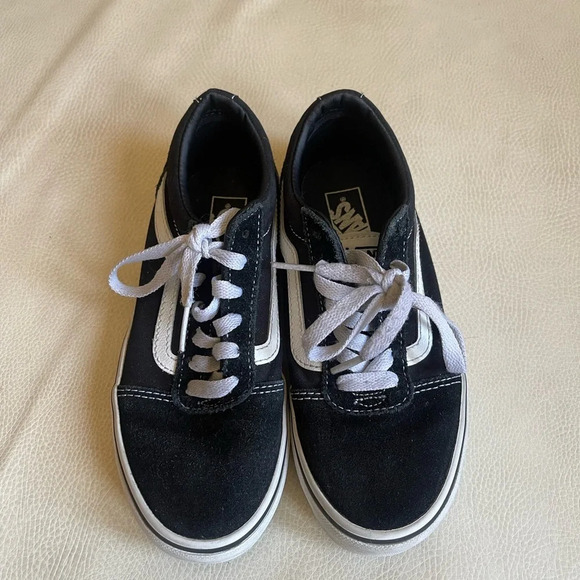 VANS Old Skool shoes - Picture 2 of 7